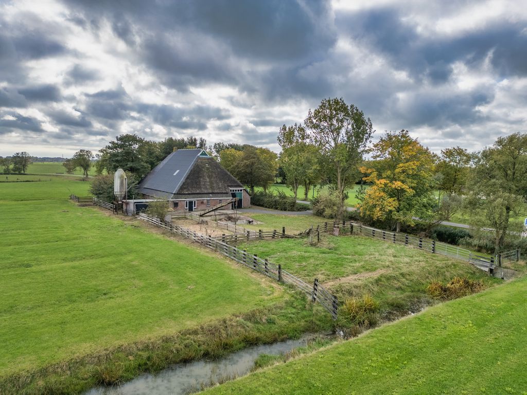 Doniaweg 25, Burgwerd