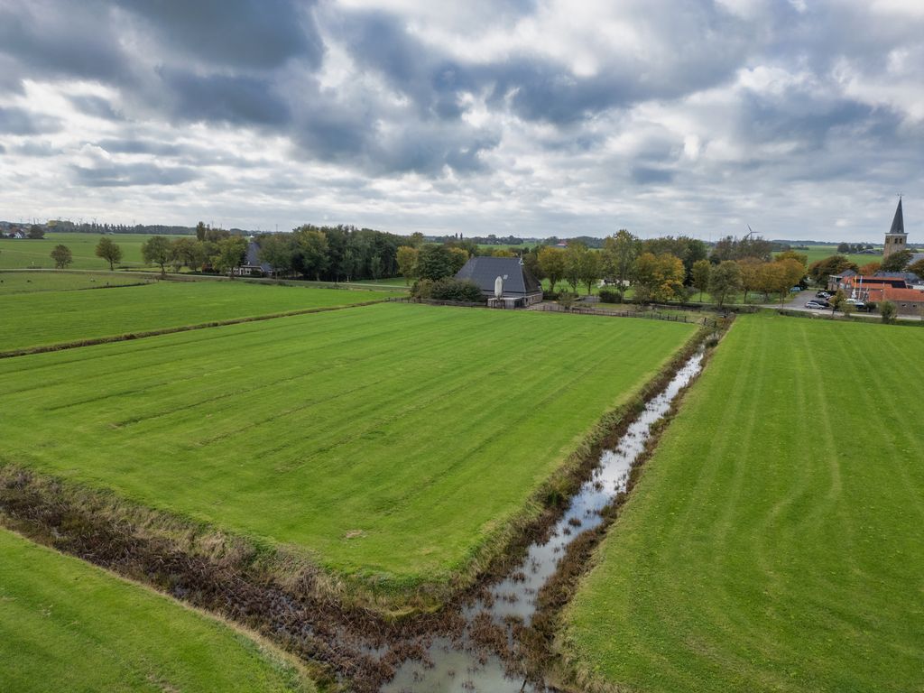 Doniaweg 25, Burgwerd