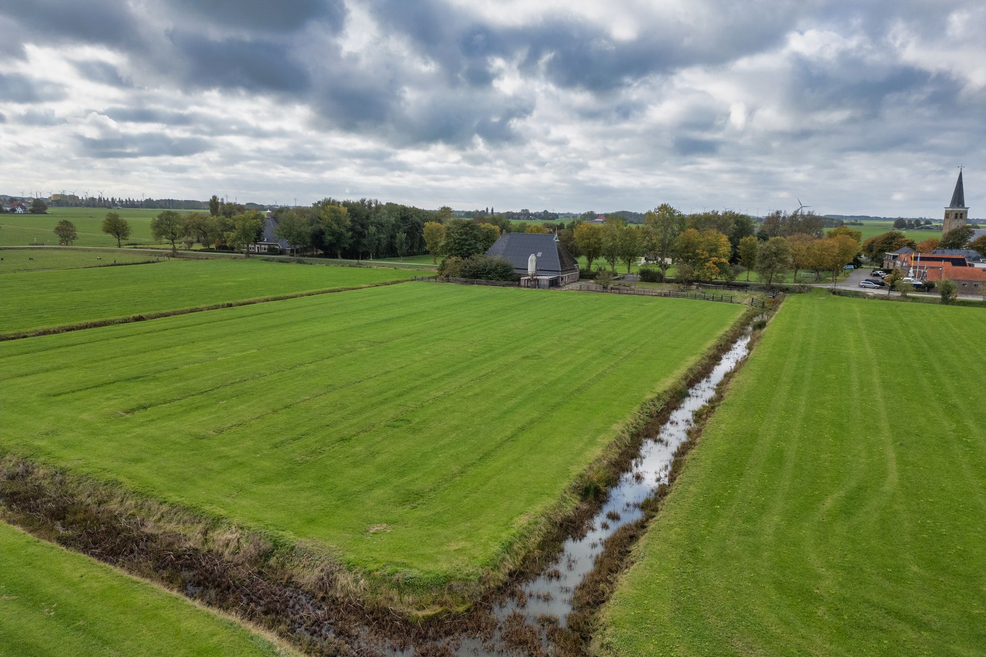 Doniaweg 25, Burgwerd