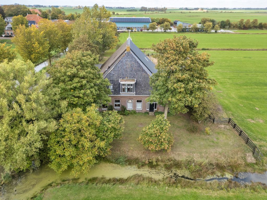 Doniaweg 25, Burgwerd