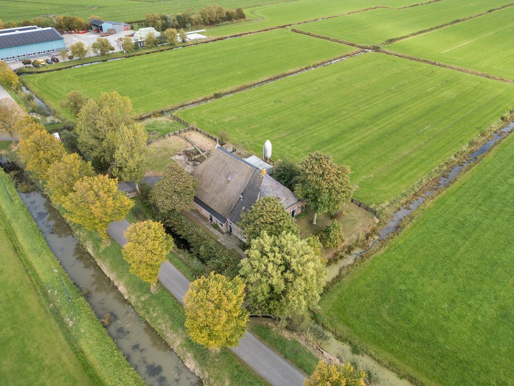 Doniaweg 25, Burgwerd