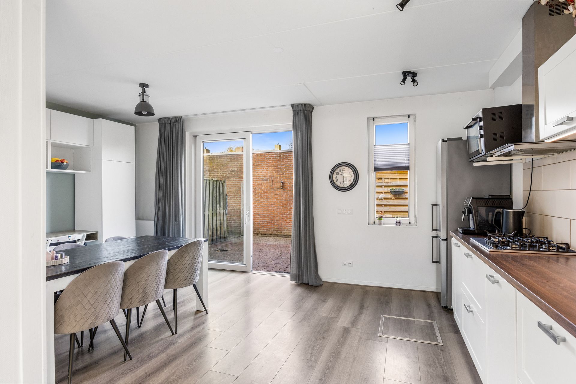 Kerkstraat 23, Pingjum