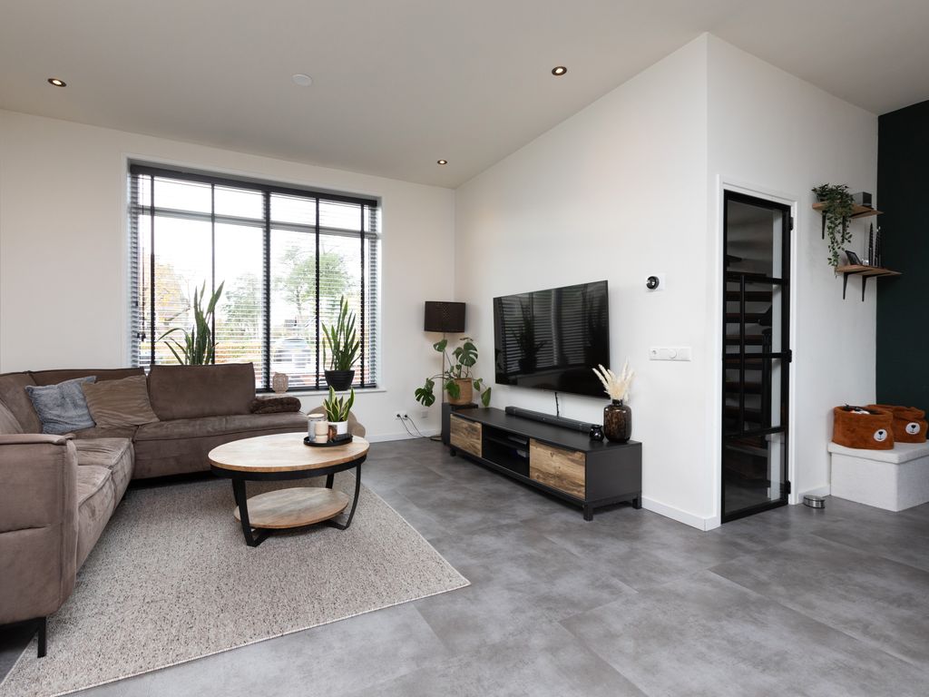 Schoolstraat 22, Burgwerd