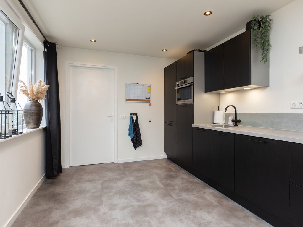 Schoolstraat 22, Burgwerd