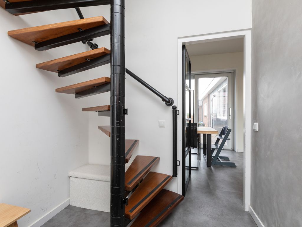 Schoolstraat 22, Burgwerd