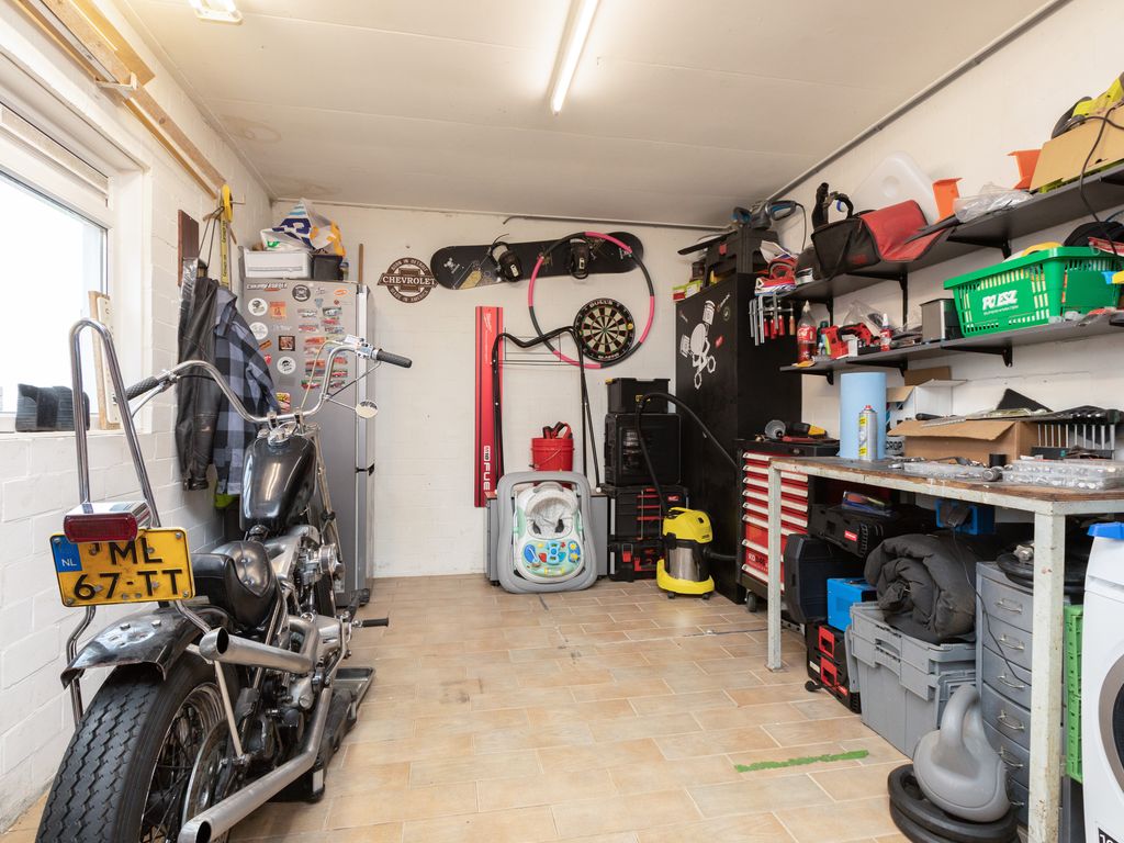 Schoolstraat 22, Burgwerd