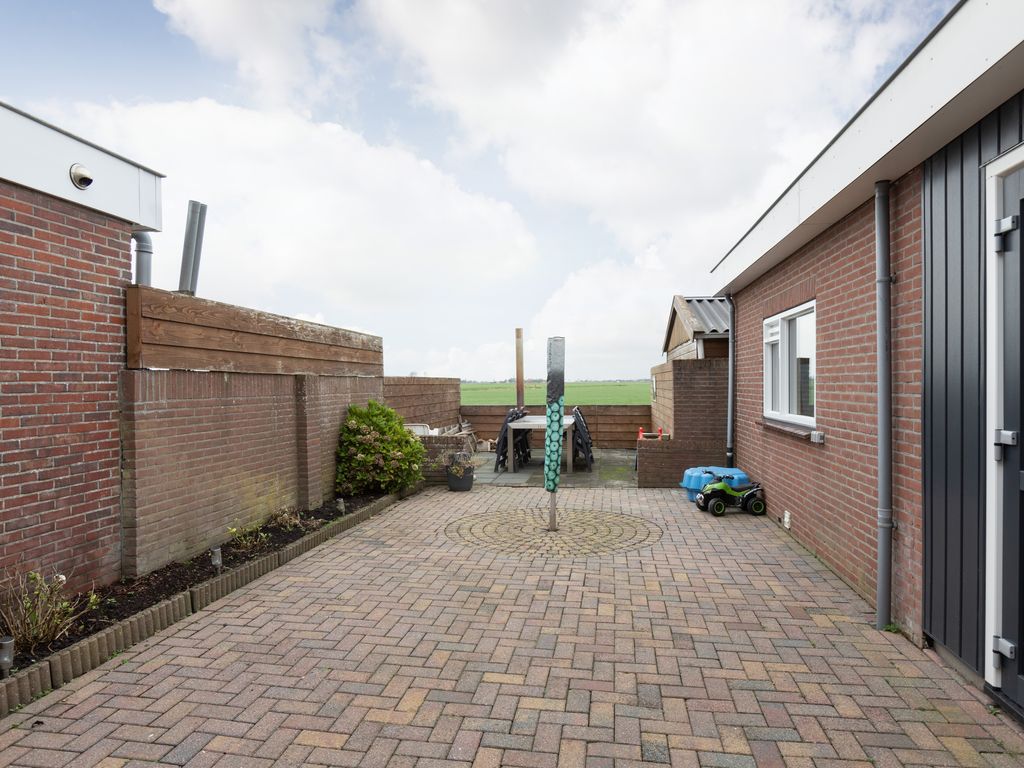 Schoolstraat 22, Burgwerd