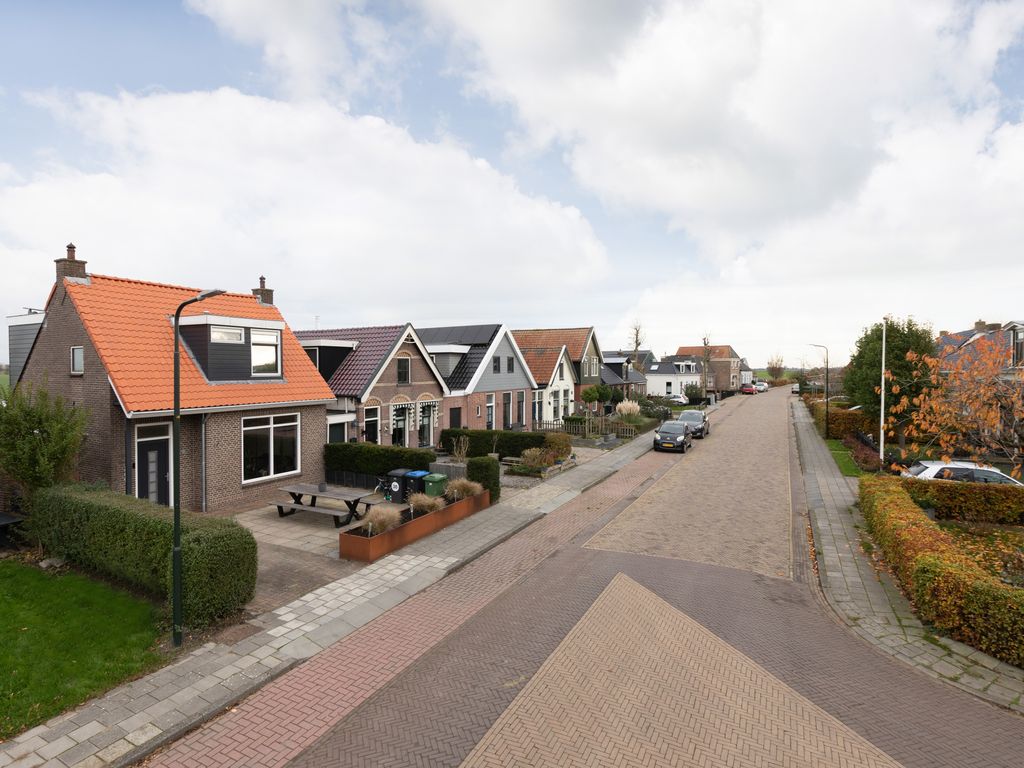 Schoolstraat 22, Burgwerd