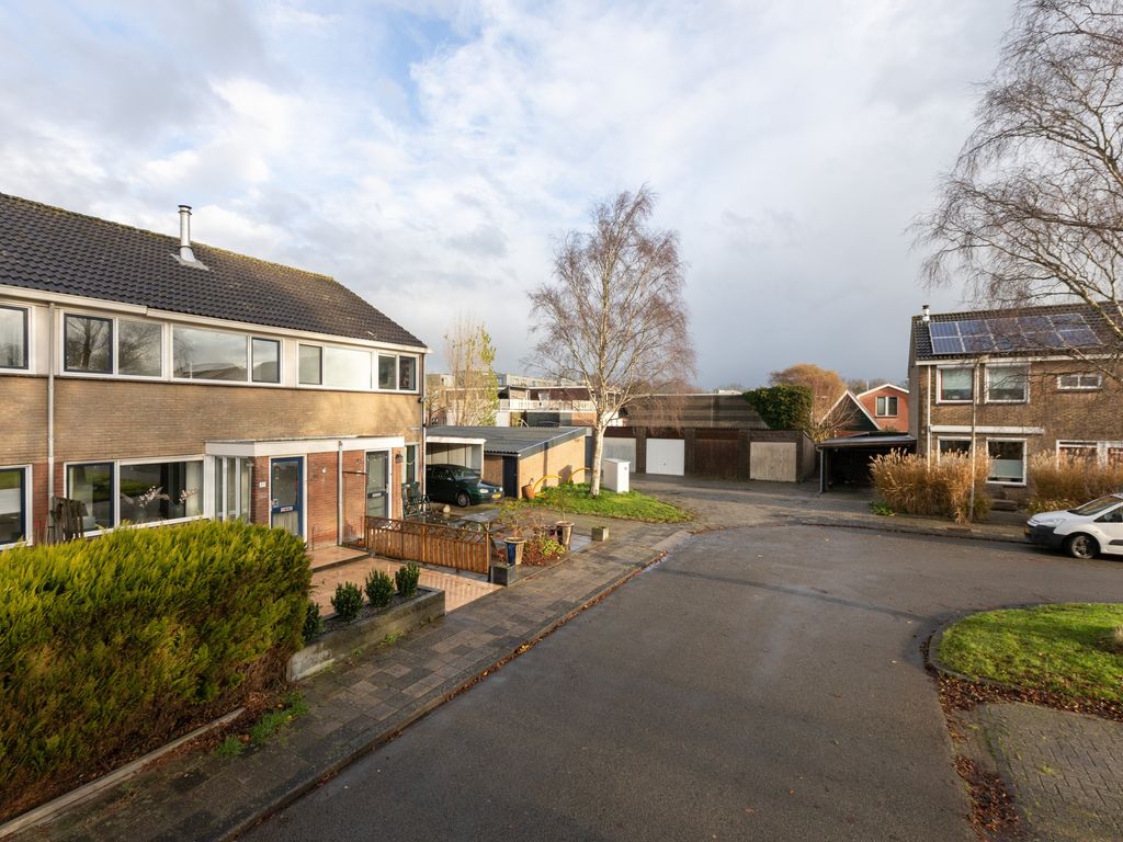 Stêdsfinne 37, Workum