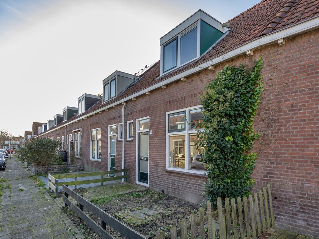 Barent Fockesstraat 18, Leeuwarden