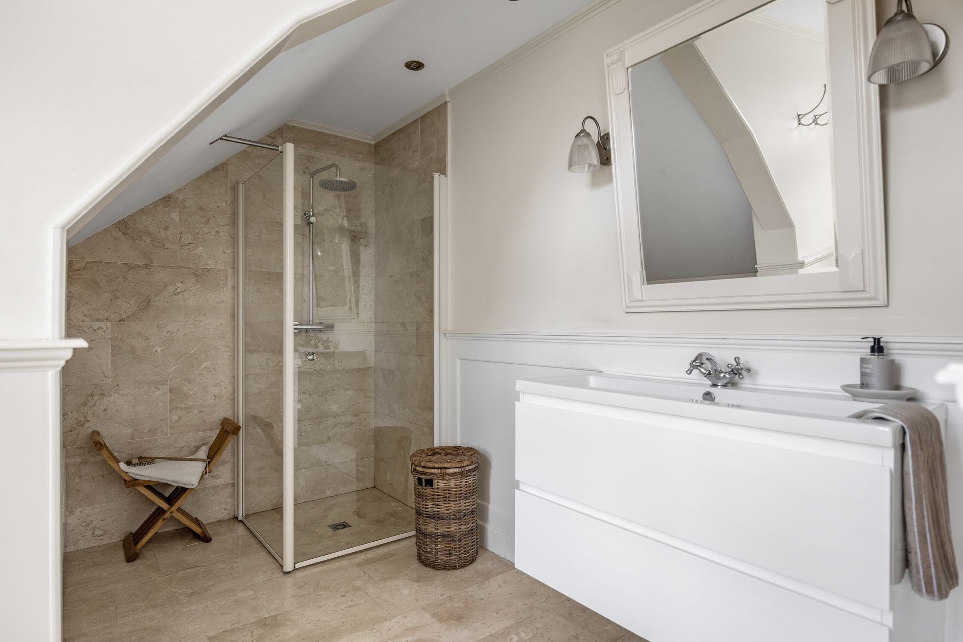 Hottingawei 14, Nijland