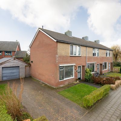 Meester de Vriesstraat 31, Witmarsum