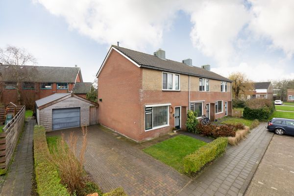 Meester de Vriesstraat 31, Witmarsum