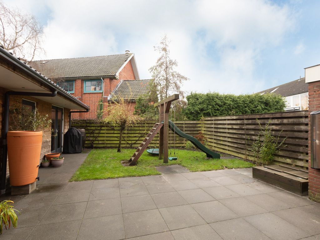 Meester de Vriesstraat 31, Witmarsum