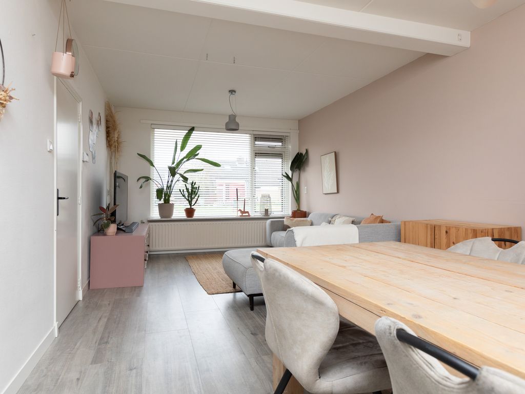 Meester de Vriesstraat 31, Witmarsum