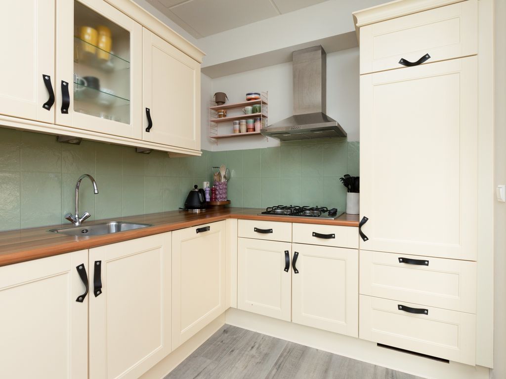 Meester de Vriesstraat 31, Witmarsum