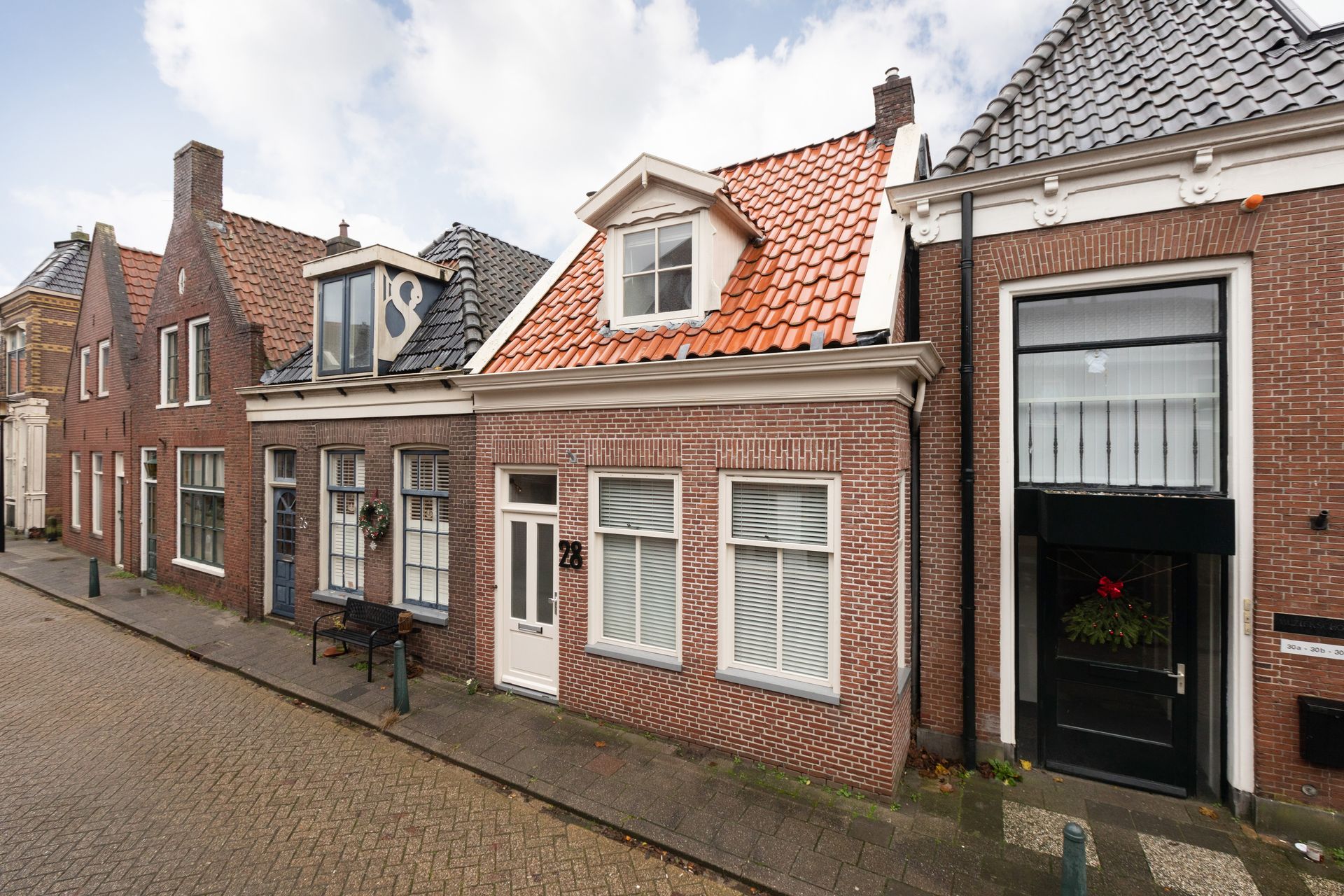 Kerkstraat 28, Bolsward