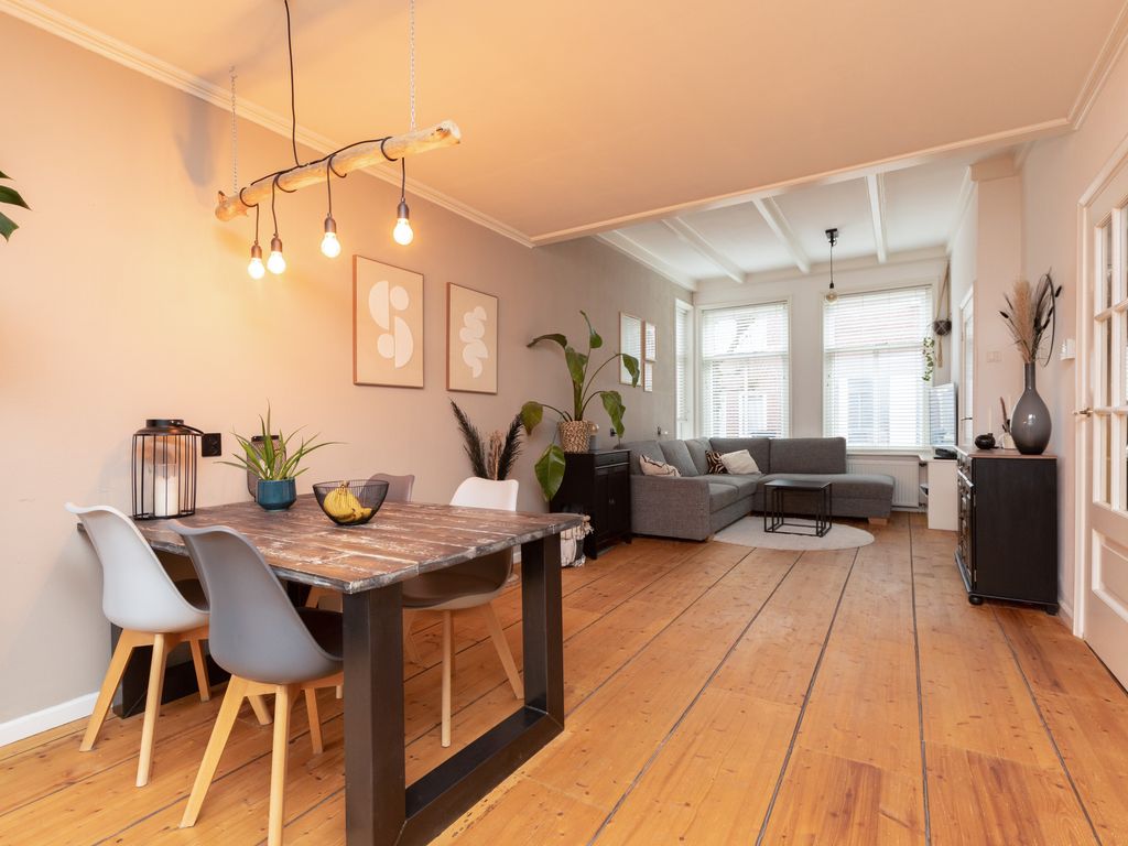 Kerkstraat 28, Bolsward