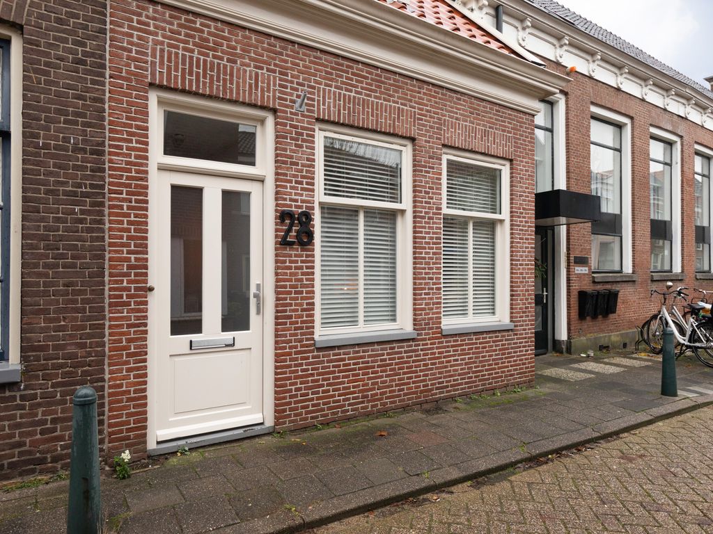Kerkstraat 28, Bolsward