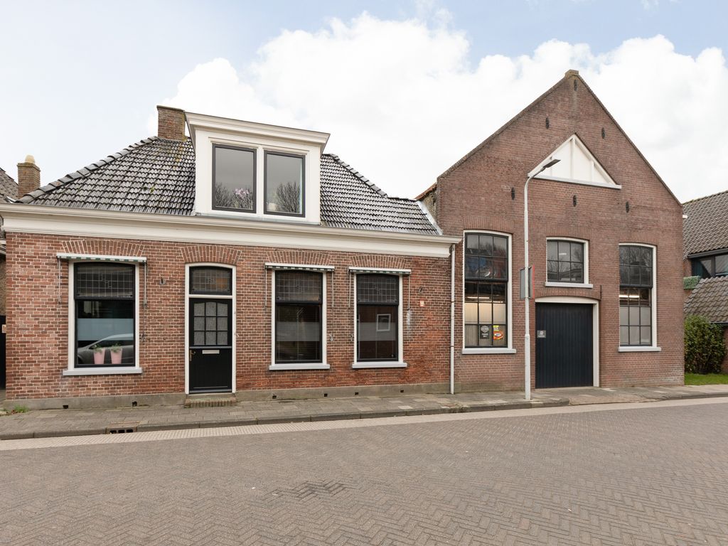 van Camminghaweg 3, Arum