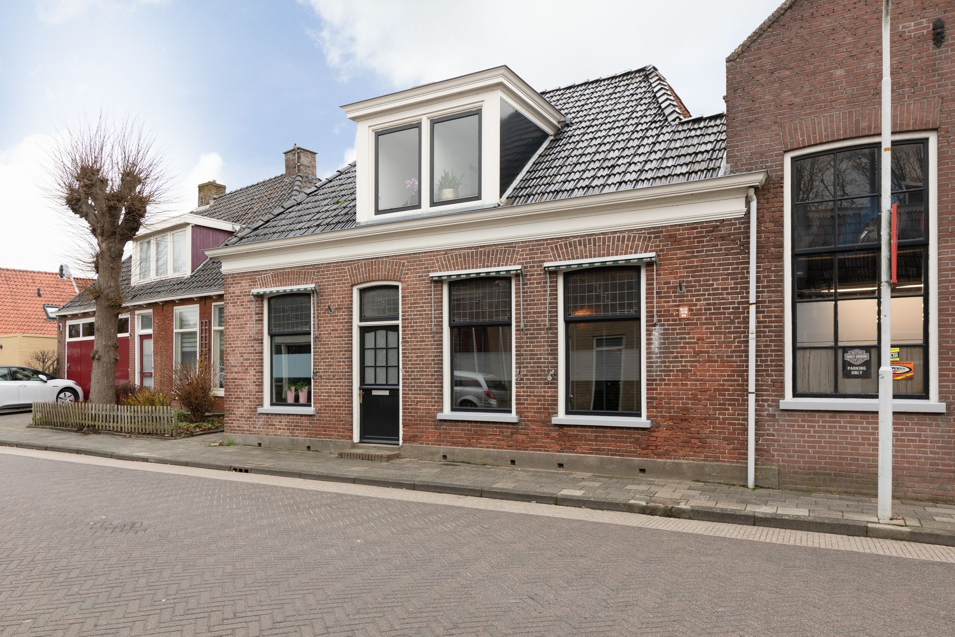 van Camminghaweg 3, Arum