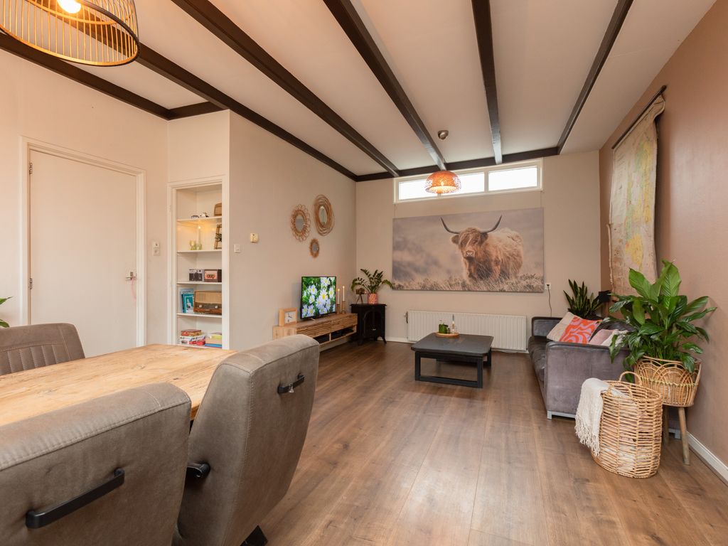 van Camminghaweg 3, Arum