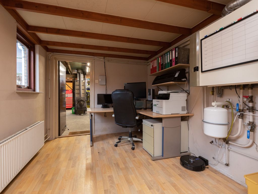 van Camminghaweg 3, Arum