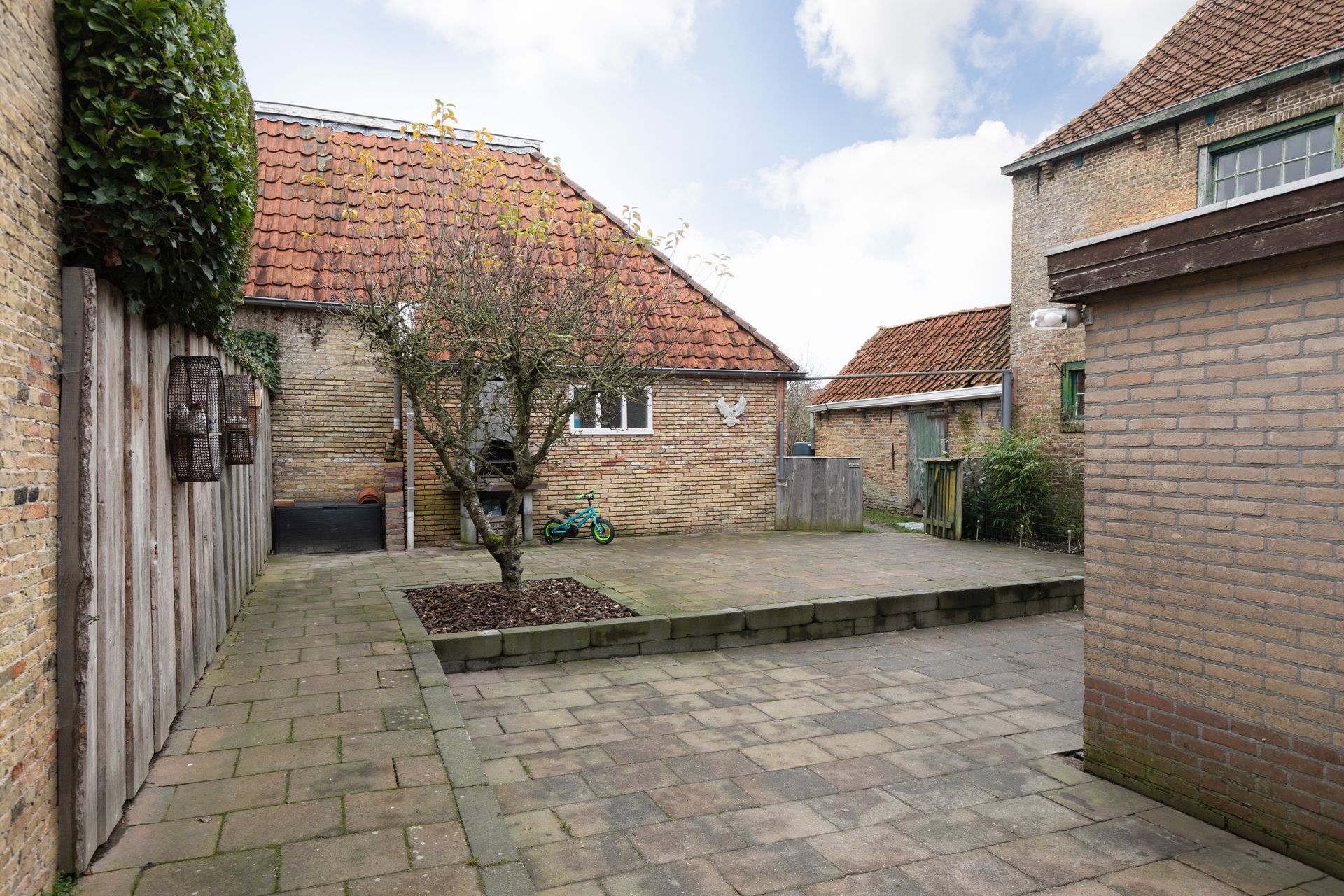 van Camminghaweg 3, Arum