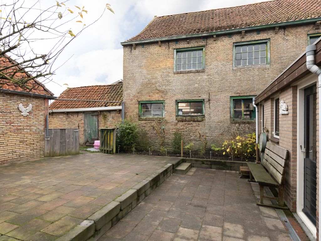 van Camminghaweg 3, Arum