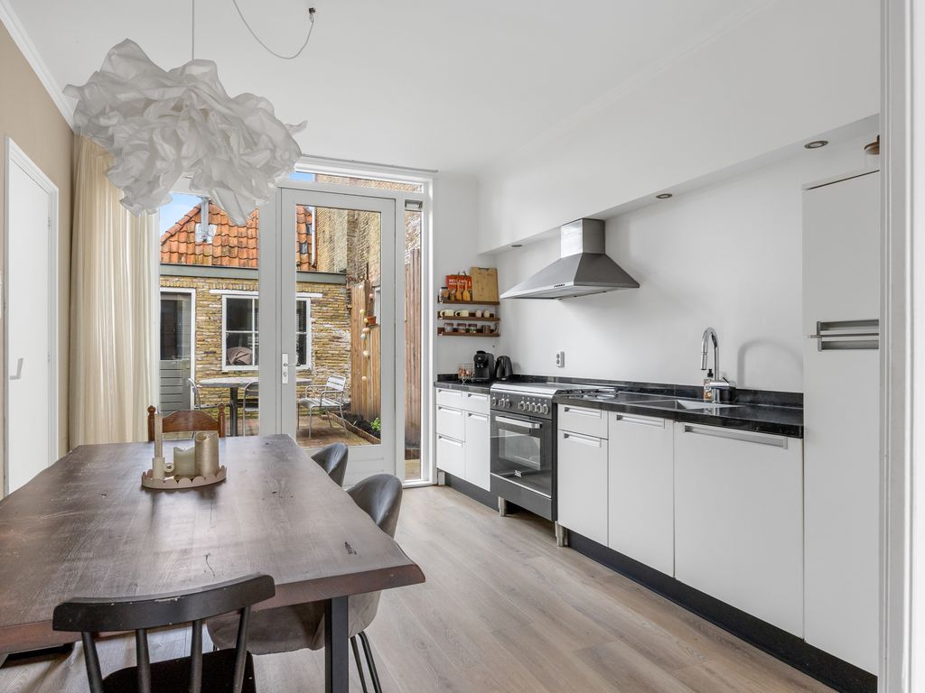 Nieuwmarkt 14, Bolsward