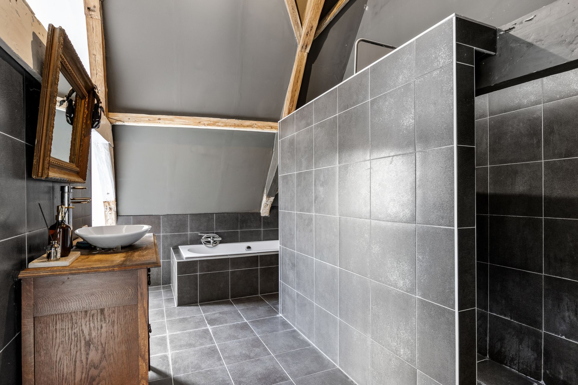 Nieuwmarkt 14, Bolsward