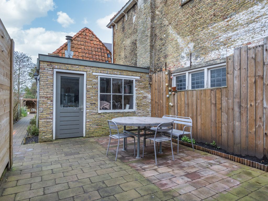 Nieuwmarkt 14, Bolsward