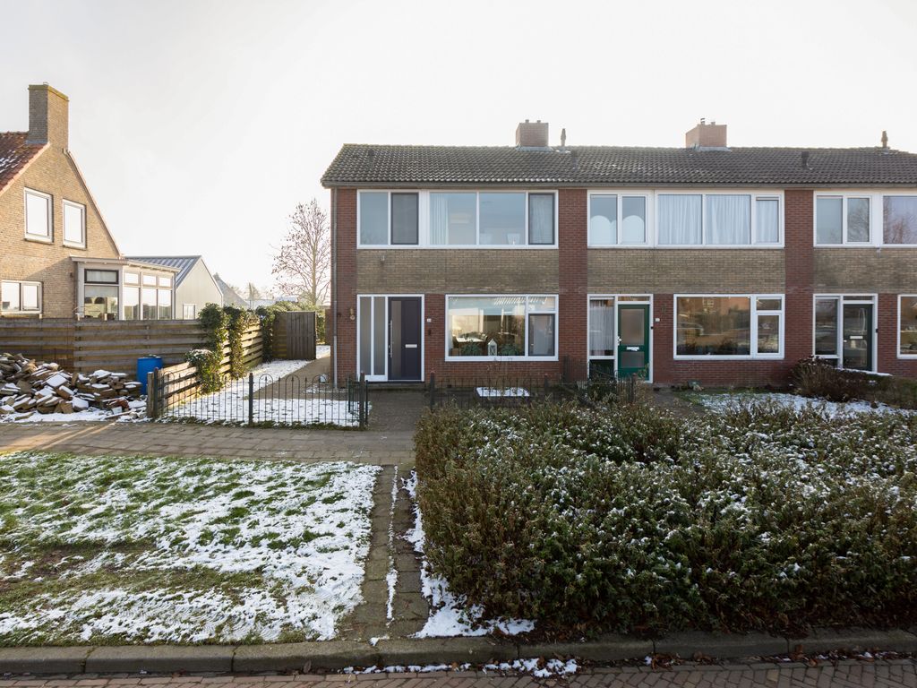 Sinsmar 24, Blauwhuis