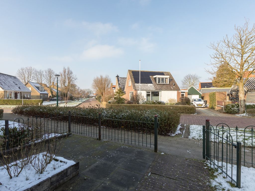 Sinsmar 24, Blauwhuis