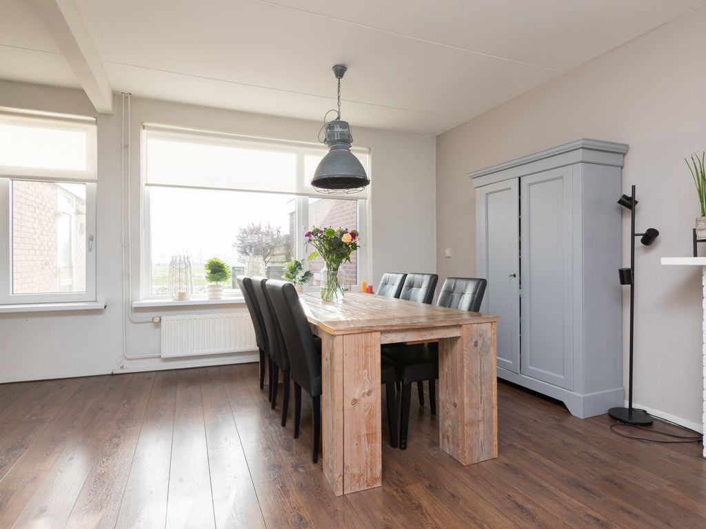 Sinsmar 24, Blauwhuis