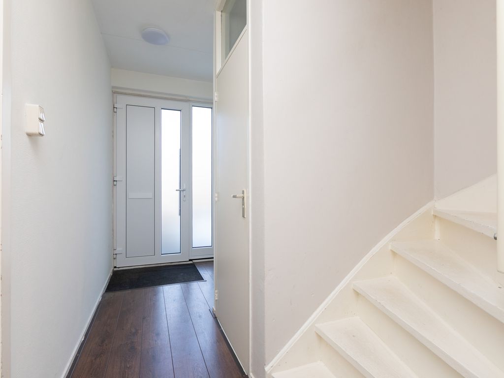 Sinsmar 24, Blauwhuis