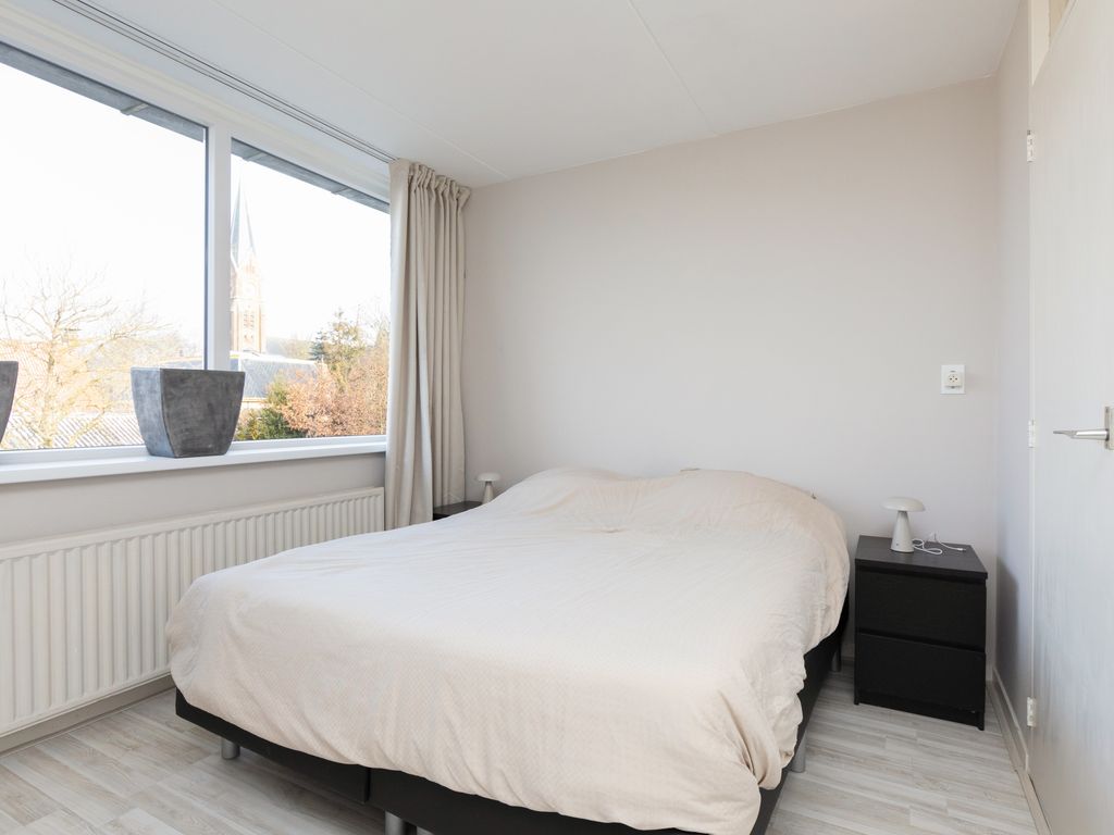 Sinsmar 24, Blauwhuis