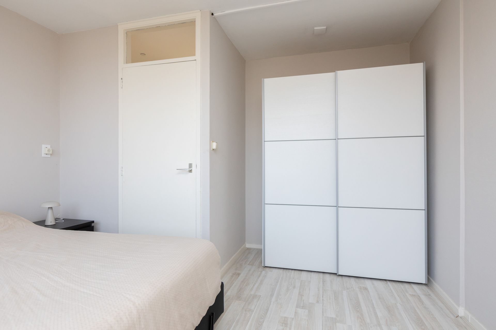 Sinsmar 24, Blauwhuis