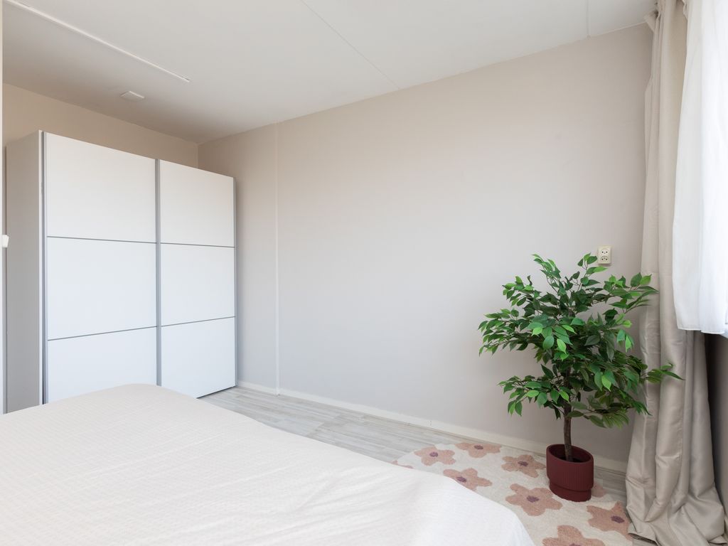 Sinsmar 24, Blauwhuis