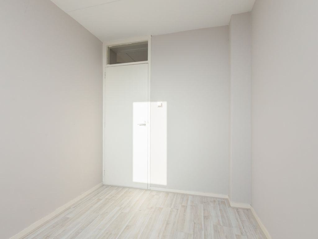 Sinsmar 24, Blauwhuis