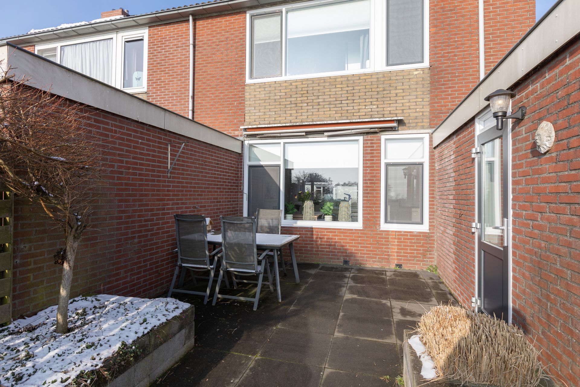 Sinsmar 24, Blauwhuis