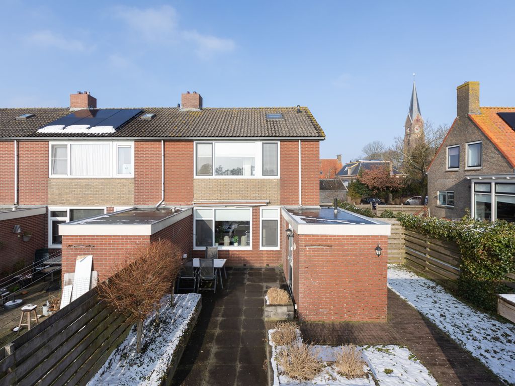 Sinsmar 24, Blauwhuis