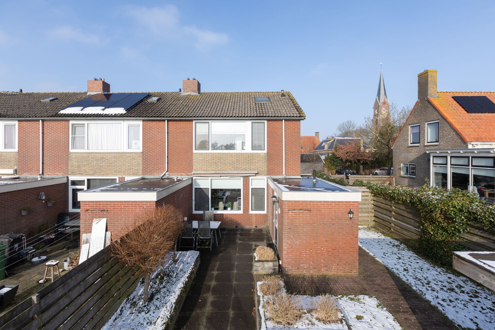 Sinsmar 24, Blauwhuis