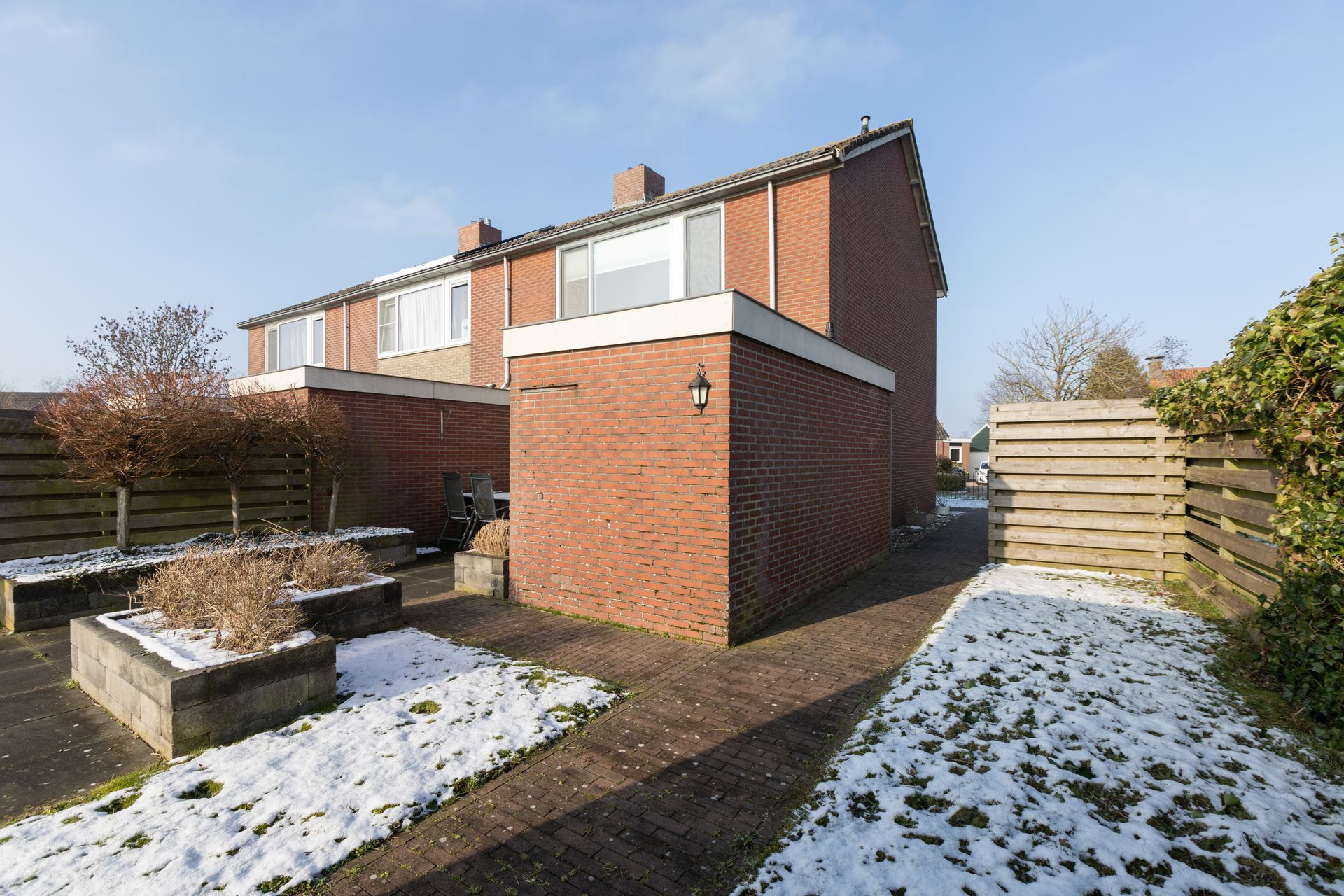 Sinsmar 24, Blauwhuis