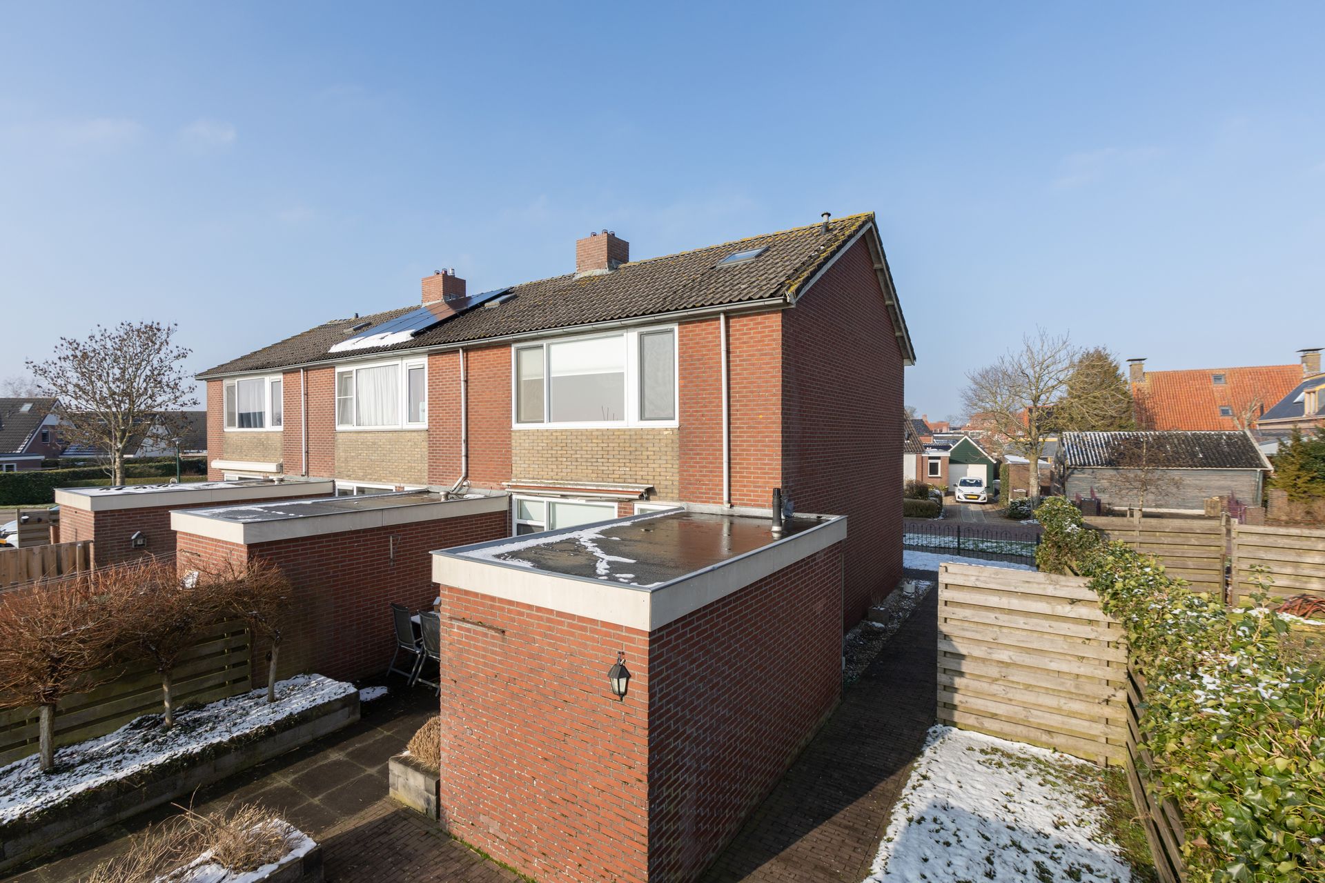 Sinsmar 24, Blauwhuis