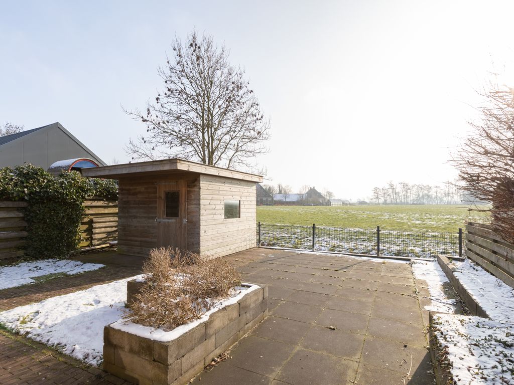 Sinsmar 24, Blauwhuis