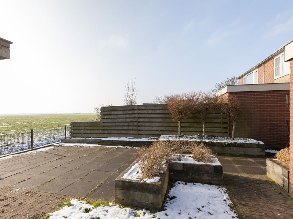 Sinsmar 24, Blauwhuis