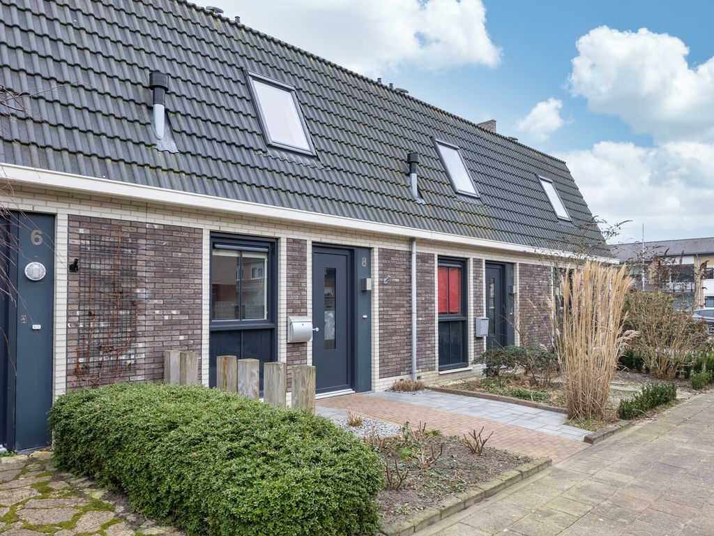 De Greiden 8, Bolsward