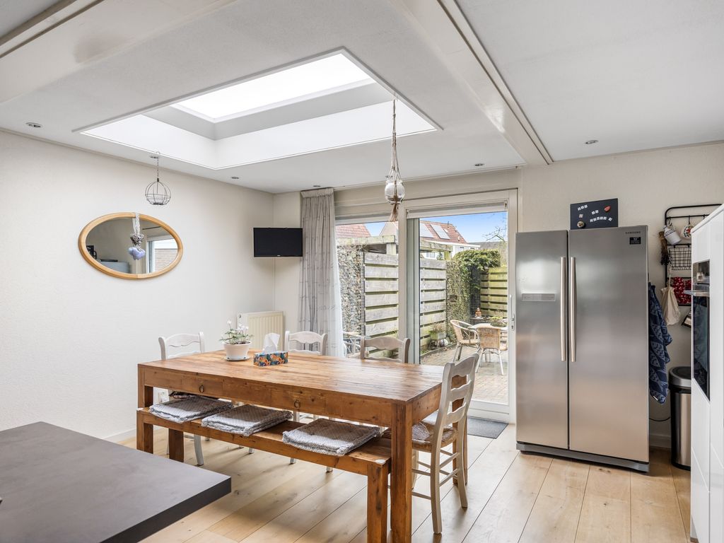 Essenburg 16, Bolsward