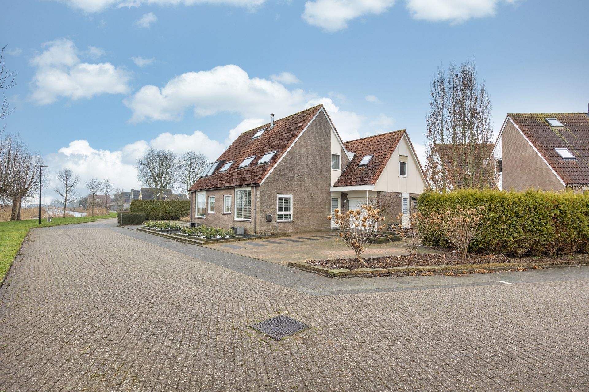 Essenburg 16, Bolsward